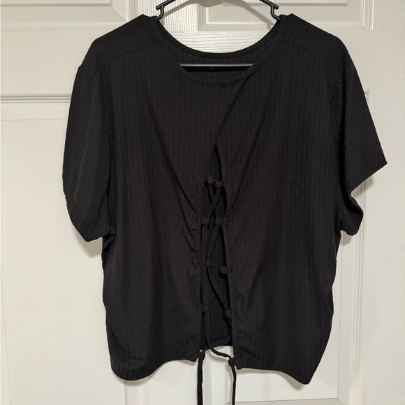 Black Crop Top - Picture 2 of 2